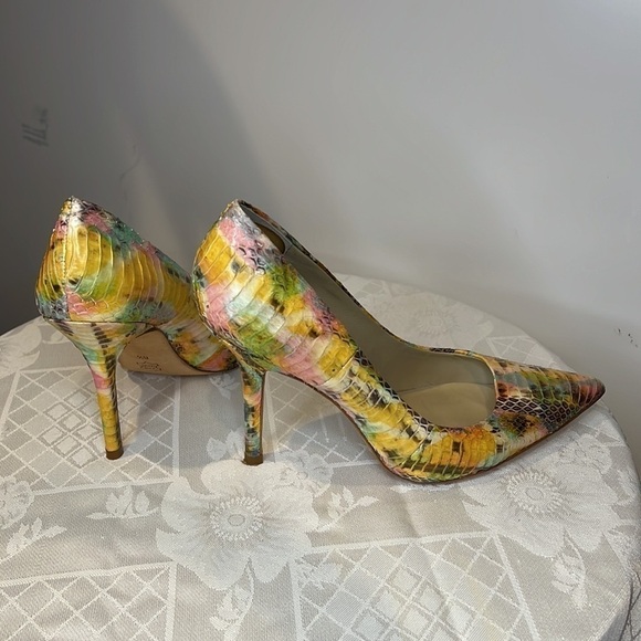 Charles David Sz 8.5 Snakeskin Pumps Heels - Picture 5 of 13